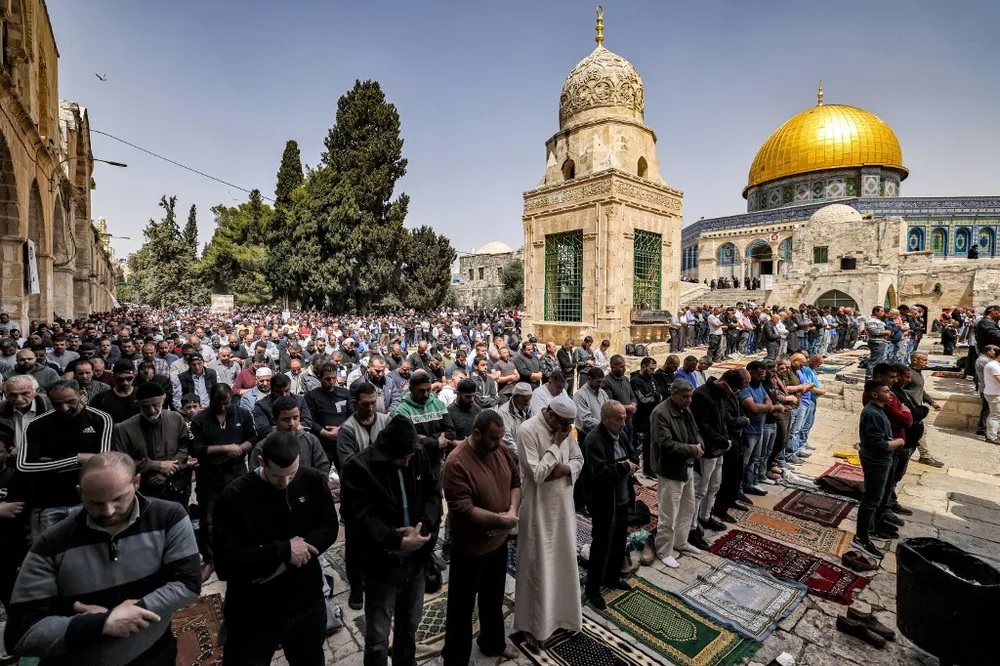 Mengapa Kita Harus Memperjuangkan Palestina Padahal dalam Al Quran Allah Sudah Menjanjikannya Menang?
